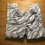 PacSun  butterfly dad jeans gray and white 25 Photo 0