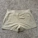 Athleta beige tan Trekkie North shorts size 16 Photo 2