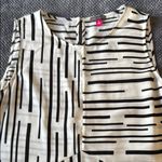 Vince Camuto  White Black‎ Abstract Stripe Sleeveless Asymmetrical Blouse Size XL Photo 2