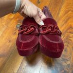 Vince Camuto  Gathie platform loafer clog in red velvet with chunky chain 8.5 Photo 7