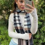 Vince Camuto Soft and warm  plaid scarf in blue and brown  Photo 2