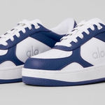 Alo Yoga  Navy Recovery Sneaker women’s size 8.5 Photo 0