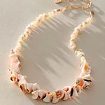 Free People  Shell Necklace NWT $38 Photo 0