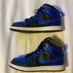 Nike Air Jordan 1 Mid Photo 0