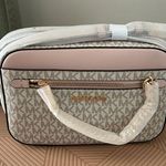 Michael Kors Cream Blush Pink Crossbody Bag Jet Set Signature Style Chain Logo Photo 0