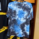 She & Sky NWT Blue and Black Tie-Dye Tee Size Small Photo 9