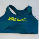 Nike Swoosh Sports Bra Photo 0