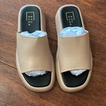Shu Shop Janine Slide Size 6.5 Photo 4