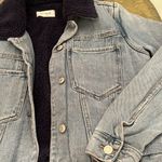 PacSun  denim jean blue Sherpa lined jacket size S Photo 5