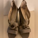 Chinese Laundry Women's beige vegan leather platform Wedge motivation Sandals 9 Photo 3