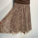 Vintage Brown V Photo 3