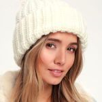 Lulus Lulu Pom Pom Beanie Photo 3