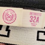 SO 5/$25  Junior's Smooth T-Shirt Bra size 32A Photo 1