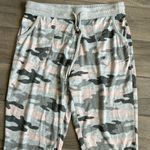 secret treasures  lounge pants Photo 1