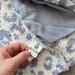 UGG Nwt  phoebe wrap cardigan gray‎ leopard print women’s size M Photo 6