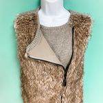 Forever 21 Forever 22 Faux Fur Zip Up Vest Photo 6
