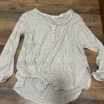 Free People We The  Top Free Long Sleeve size M white and Grey  Photo 5
