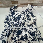 Magaschoni Tiered Linen Midi V-Neck Dress - Blue And White Floral Sz 6 Photo 10