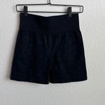 NVGTN Women's Black Solid Seamless Shorts size Medium Photo 3