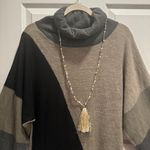 Kensie Blouse/Sweater Bell Sleeve Size L Photo 1