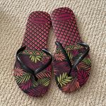 Havaianas Women’s Flip Flops Purple Size 8 Brazilian Sandals Palm Frond Like New Photo 0