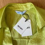 The Daze Dayz limona Shiny Blouse in Lemon Yellow Size undefined Photo 2