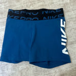 Nike  pro shorts size medium  Photo 0