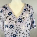 Ivanka Trump  lavender white and blue floral short flutter sleeve top size small Photo 1