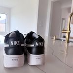 Nike Black and White Low-Top Sneakers Photo 1