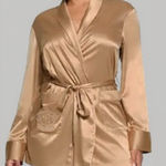 SKIMS hotel collection cami shorts & robe set honey S NWT Photo 0