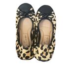 Me Too Women's Size 6 Cheetah Leather Upper Ballerina Flats Photo 2