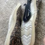 Mad love  Summer leopard print comfort walking shoe size 6 brown Photo 6