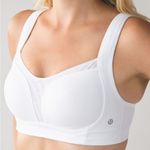 Lululemon Ta Ta Tamer Bra
White Photo 8