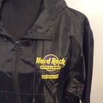 Hard Rock Cafe Hard Rock Sacramento Large L Black Windbreaker Hoodie Jacket Photo 3
