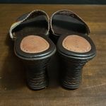 Gianni Bini wedge sandles sz8.5 Brown with multicolored strap Photo 2