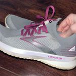 Brooks Levitate Photo 0