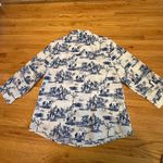 Chico's  (M‎ 8–10) Wrinkle Resistant Shirt Blue White Cityscape Cotton Travel Photo 4