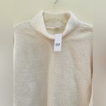 Gap NWT  Fleece Sweatshirt for women Photo 8
