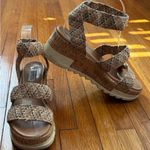 Steve Madden Bandi tan beige textured strappy Platform Sandals, size 6.5 boho Photo 0