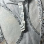 Lululemon  Not So Petite Fleur Silver Spoon Cool Racerback Tank size 6 Photo 4