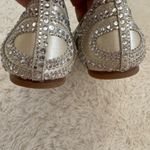 Badgley Mischka  Rhinestone Pointed Toe Flats Champagne Bridal Evening Shoes 8 Photo 3