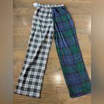 Arizona Jeans Women's Plaid Pajama Pants size X-SMALL Photo 3