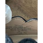 Adrienne Vittadini NWOT BLACK LEATHER FLATS SIZE 7.5 Photo 5