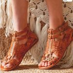 Bed Stu EUC  Leather Claire Caged Sandals
Tan Size 8 Photo 3