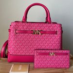 Michael Kors Purse Set Photo 0