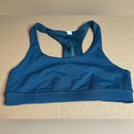 Lululemon Athletica invigorate bra Hong Kong sar green size 4 Photo 2