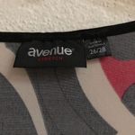 Avenue  scoopneck tieback blouse 26/28 Photo 5
