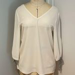 Laundry by Shelli Segal White Cut Out Women's Top Size 4 Photo 0