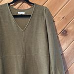 Madewell  balloon sleeve ponte textured vneck dress in olive green Photo 4