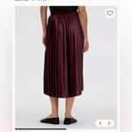 Lululemon Satin pleated Midi skirt Deep Burgundy
Size Small New with tags Photo 1